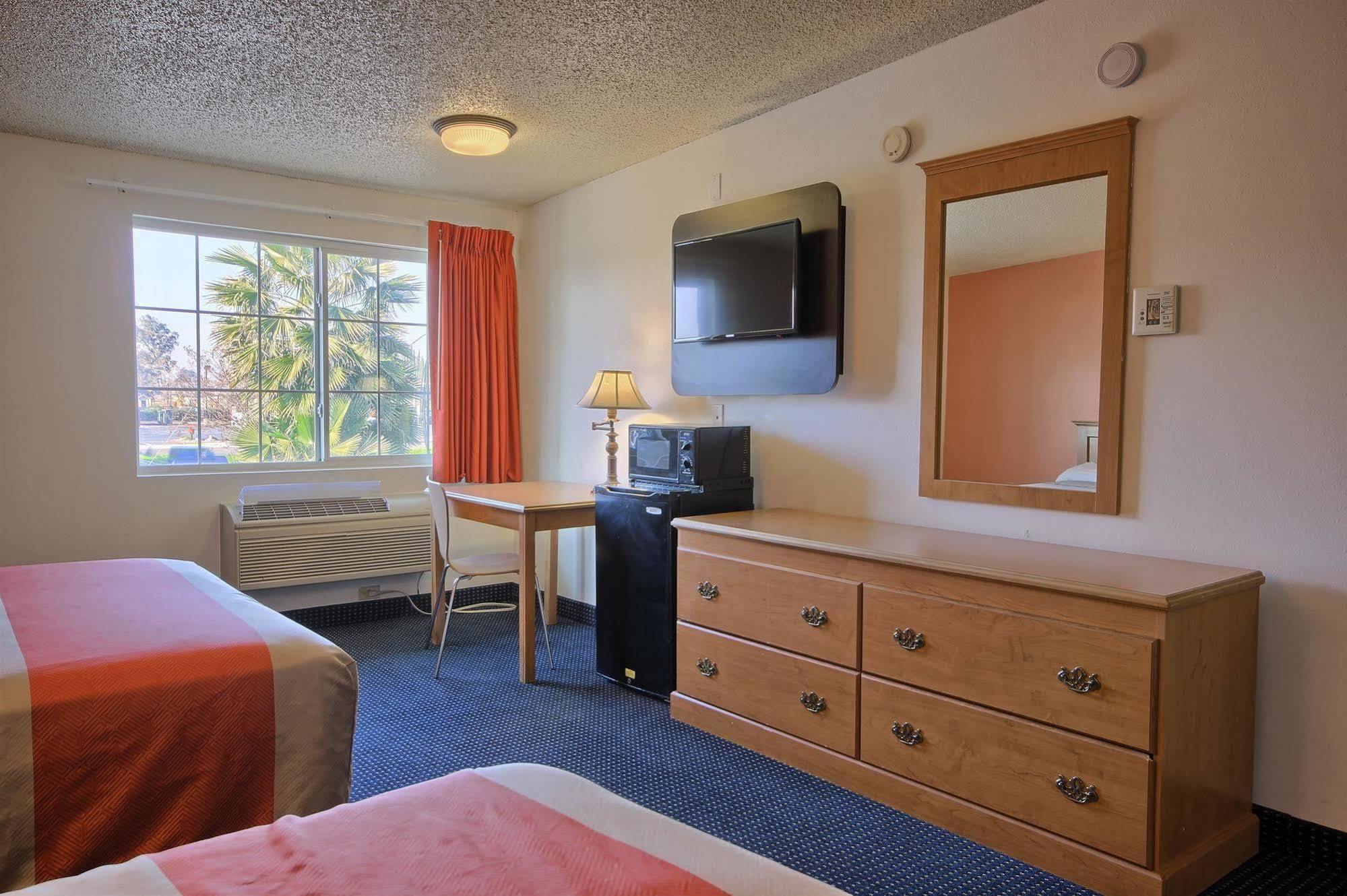 Motel 6-Merced, Ca Dış mekan fotoğraf